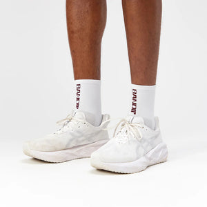 Bandit Lite Run "Vertical Bandit" 2 Pack Quarter Socks White / Port - achilles heel