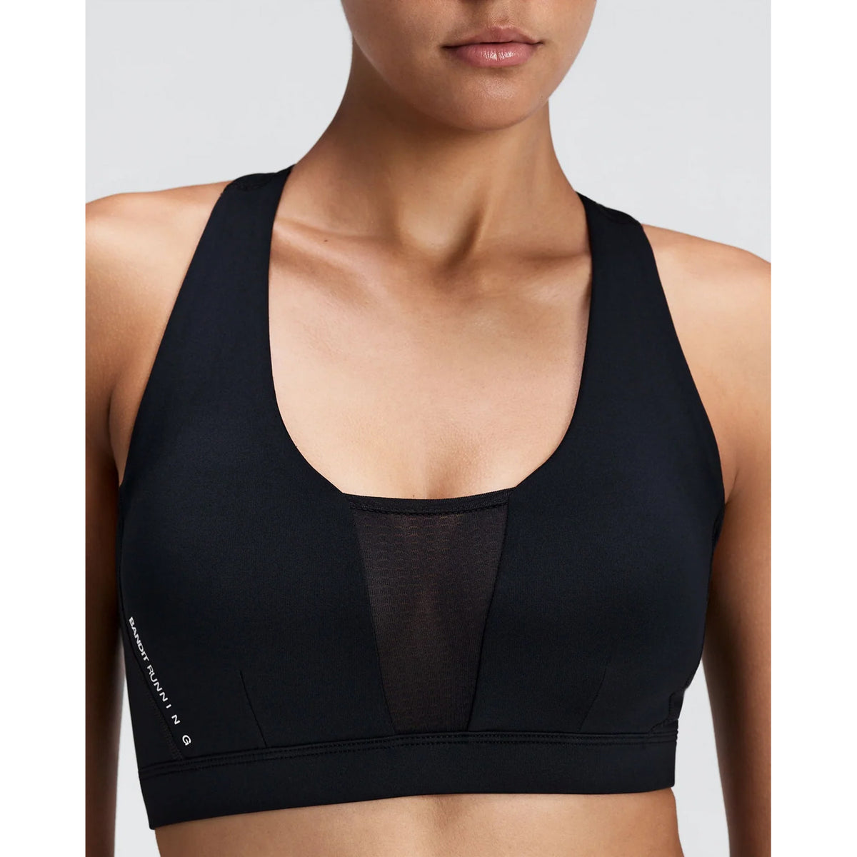 Women's Stamina-V GeoMesh V-Neck Run Bra - Black