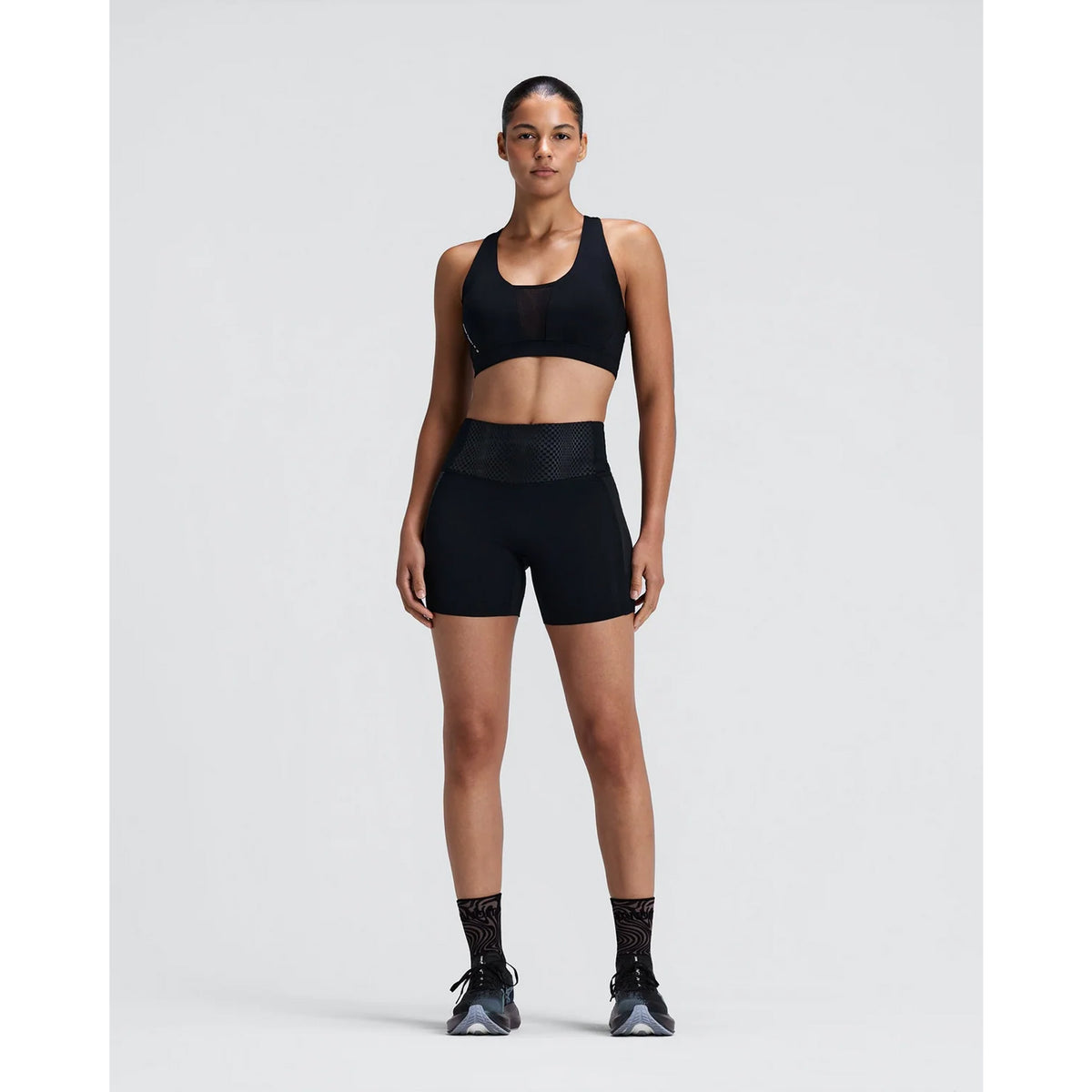 Women's Stamina-V GeoMesh V-Neck Run Bra - Black