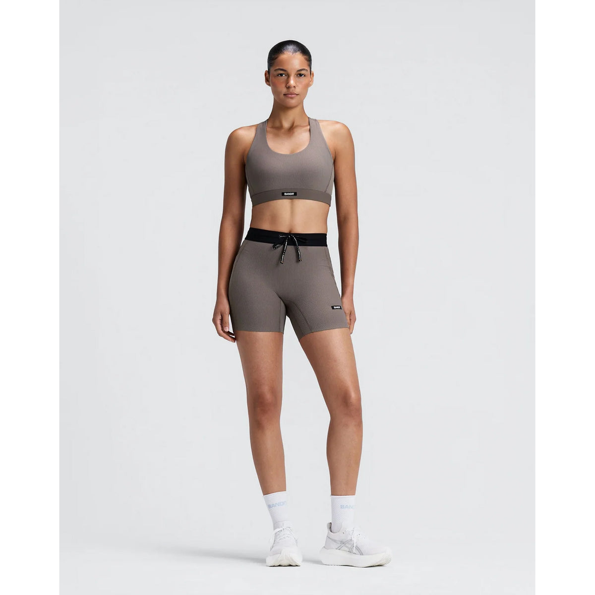 Women's Striped Cadence 5 Inch Compression Shorts Concrete Taupe / Cocoa