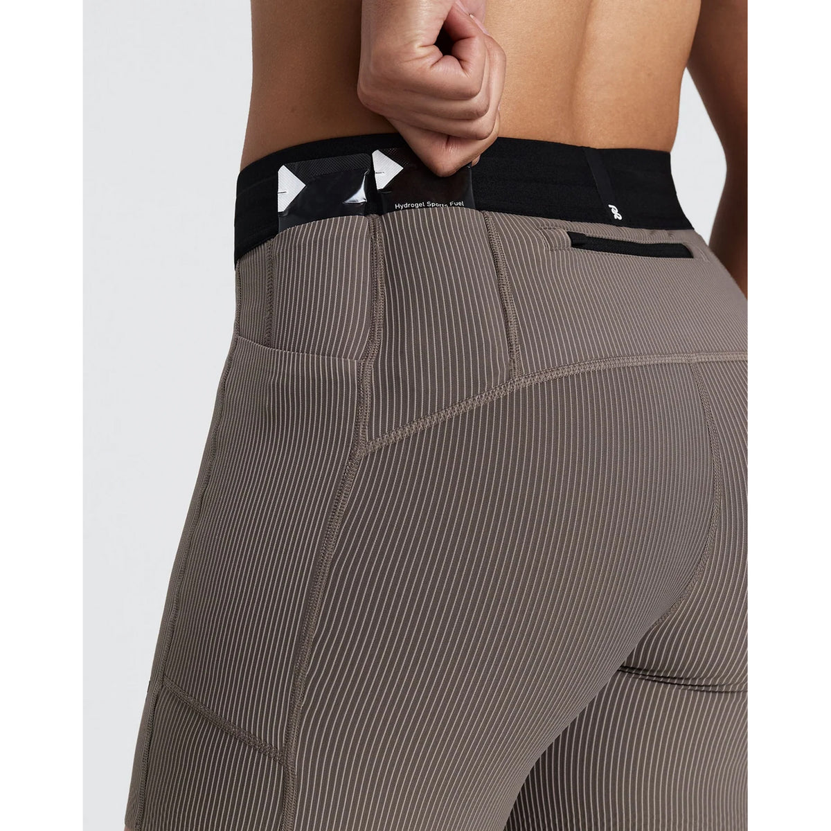Women's Striped Cadence 5 Inch Compression Shorts Concrete Taupe / Cocoa