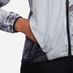 Nike Women's Repel Trail Running Jacket Black / Photon Dust - achilles heel