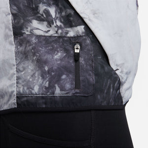 Nike Women's Repel Trail Running Jacket Black / Photon Dust - achilles heel