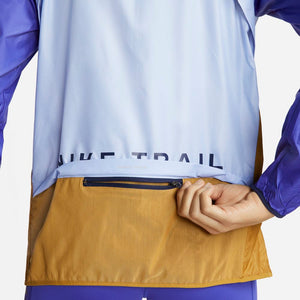 Nike Women's Shield Trail Running Jacket Aluminium / Lapis / Midnight Navy / Black - achilles heel