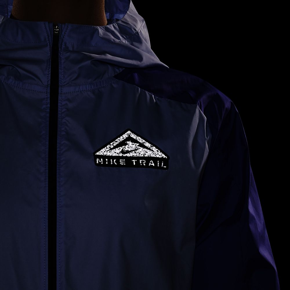 Nike Women's Shield Trail Running Jacket Aluminium / Lapis / Midnight Navy / Black - achilles heel