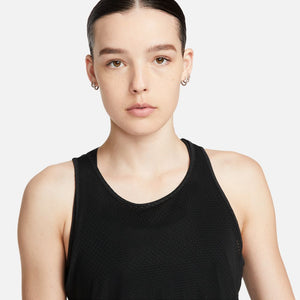 Nike Women's Dri-FIT v1 One Breathe Tank Black / White - achilles heel