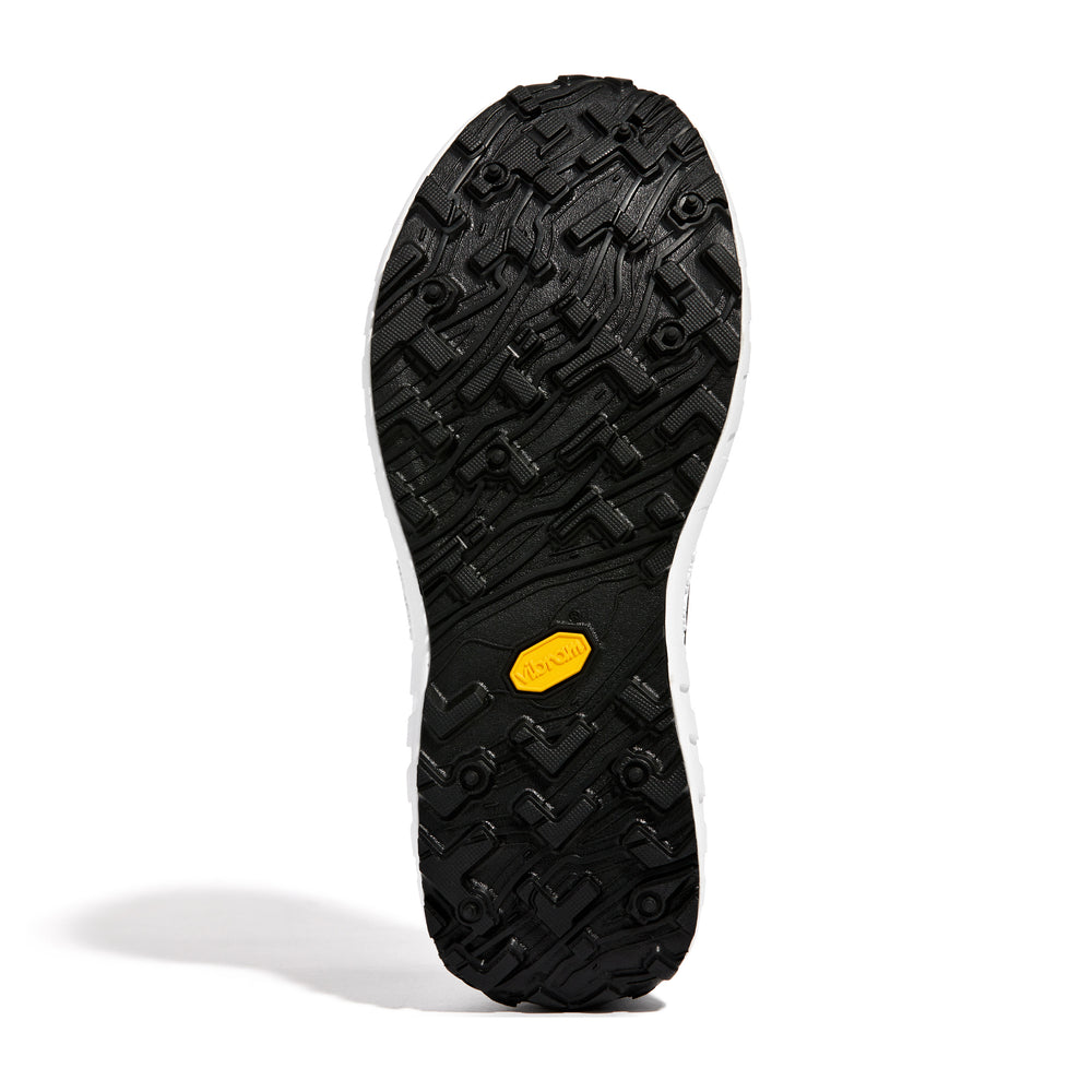 norda Women's 001 Trail Running Shoes Black / White - achilles heel