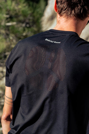 District Vision Men's Aloe Tee Black - achilles heel