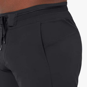 On Men's Hybrid Shorts Black - achilles heel