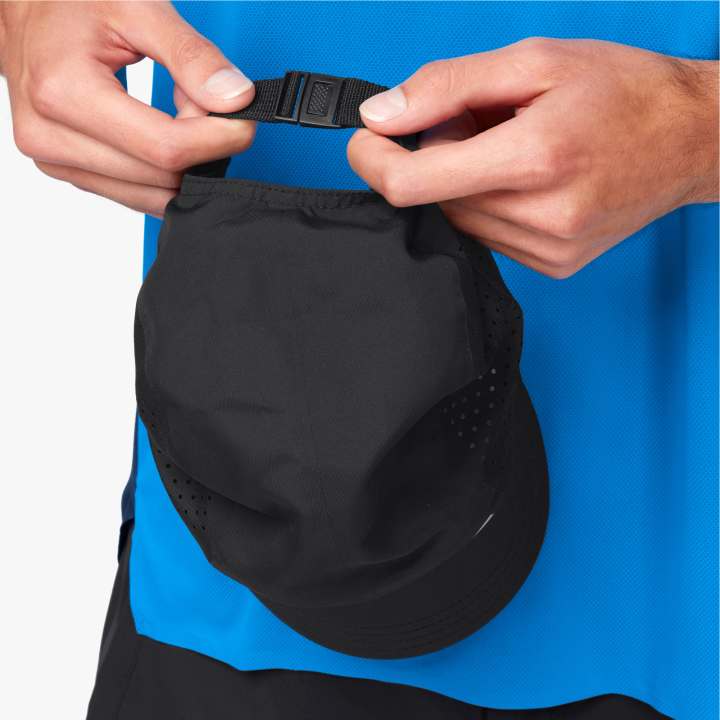 On Lightweight Cap Black - achilles heel