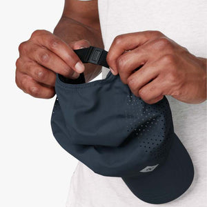 On Lightweight Cap Navy - achilles heel
