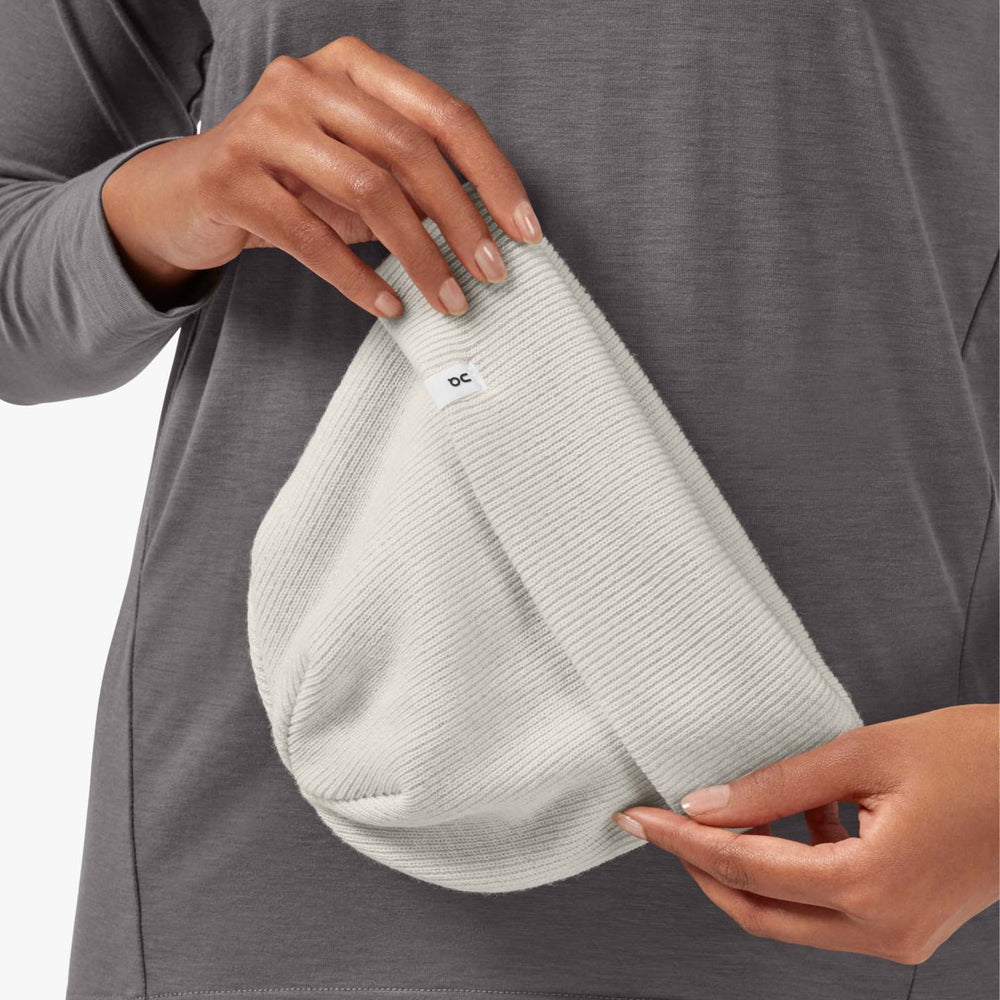On Merino Beanie White - achilles heel