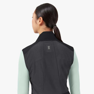 On Women's Weather Vest Black - achilles heel